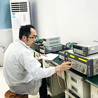 現(xiàn)場校準(zhǔn)儀器設(shè)備和調(diào)試技術(shù)服務(wù)